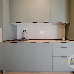 Encanto Para 8 En La Latina, Mira El Rio Baja E3